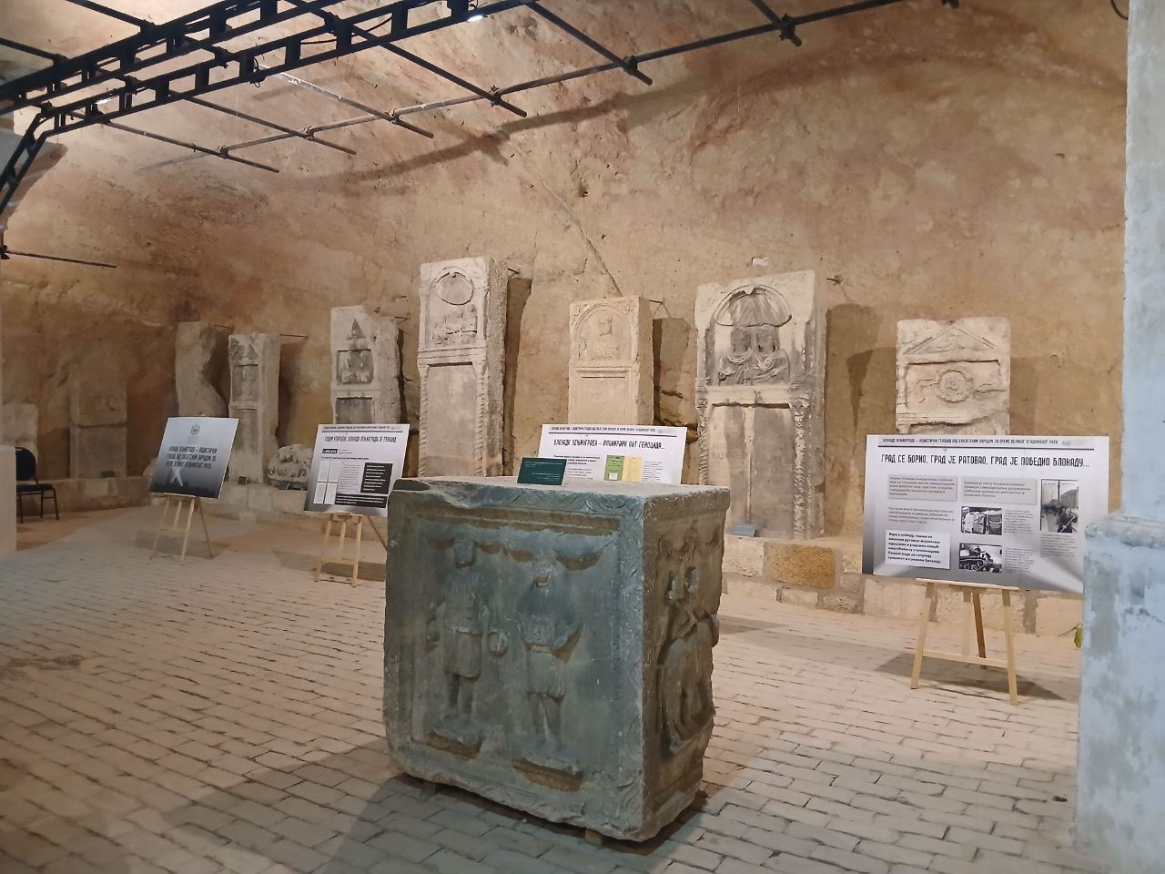 У СРБИЈИ ОСНОВАН КЛУБ МЛАДИХ РУСКОГ ИСТОРИЈСКОГ ДРУШТВА: НОВА СНАГА ЗА ОЧУВАЊЕ ПАМЋЕЊА